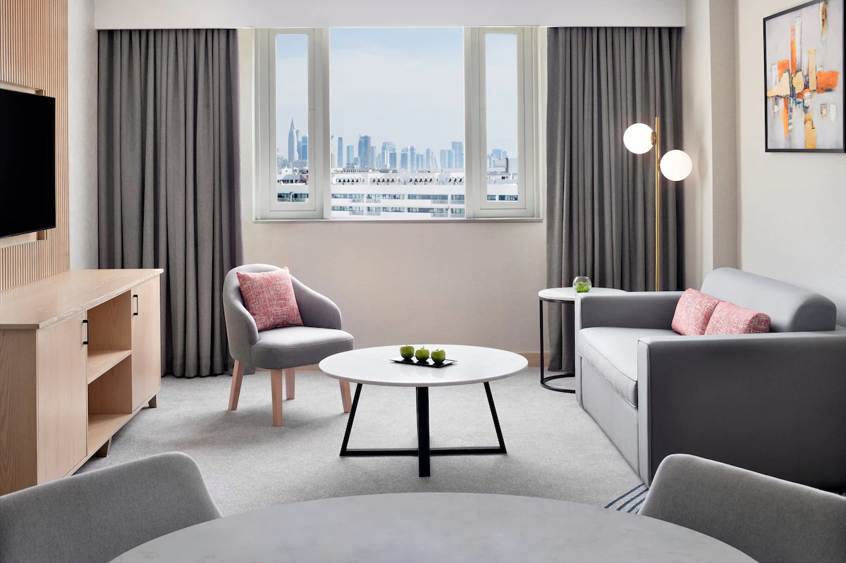 اتاق هتل کراون پلازا جمیرا